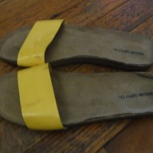 yellow mossimo sandals